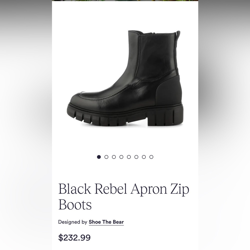 Show the Bear Black Rebel Apron Zip boots